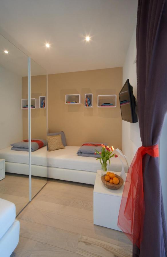Penthouse & Garden - Luxury Apartment Postal / Burgstall Exterior photo