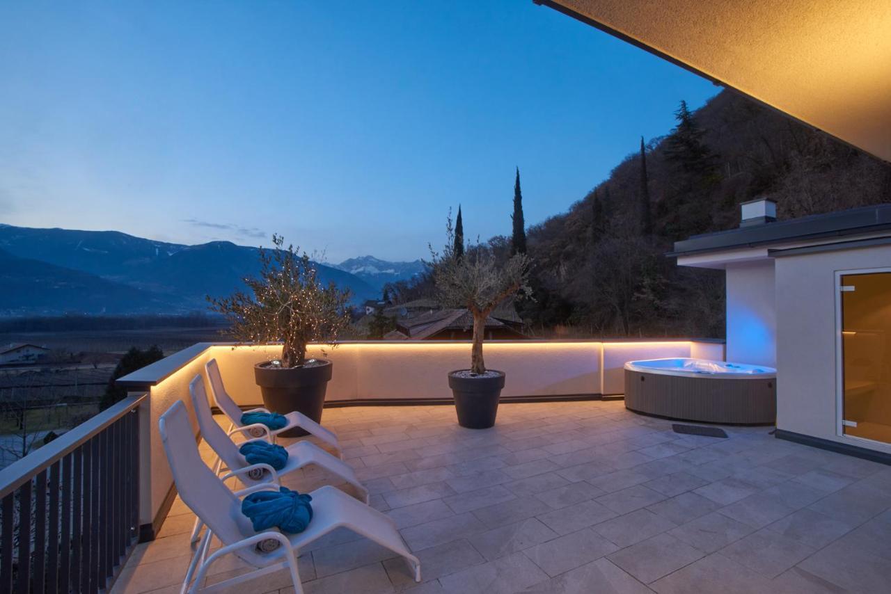 Penthouse & Garden - Luxury Apartment Postal / Burgstall Exterior photo